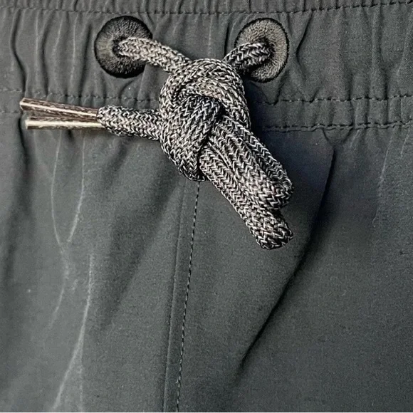 NWT Allbirds Natural Run Athletic Shorts in Medium Grey - Picture 9 of 9